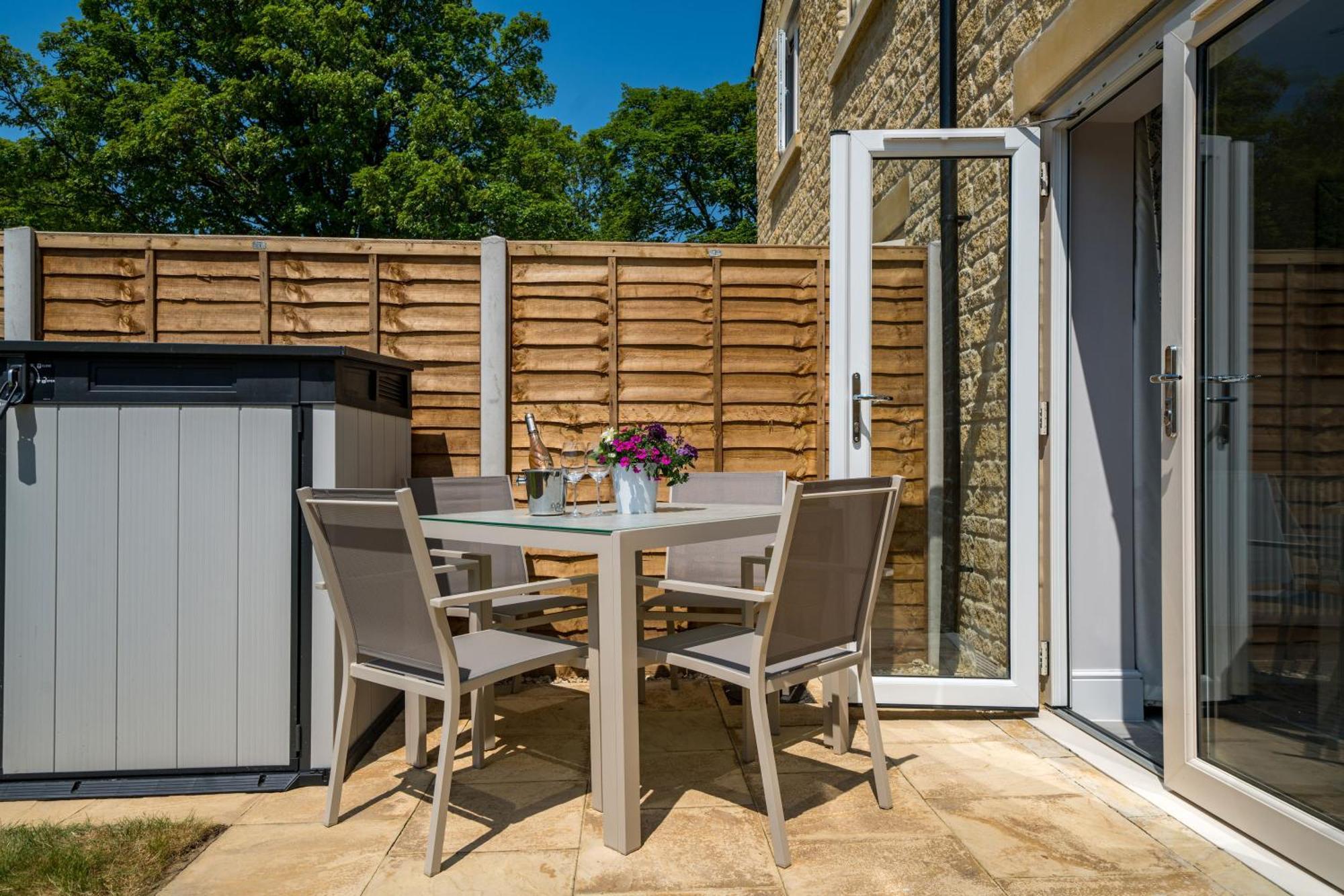 Fleming Cottage - Contemporary Cotswold Home Upper Rissington Buitenkant foto